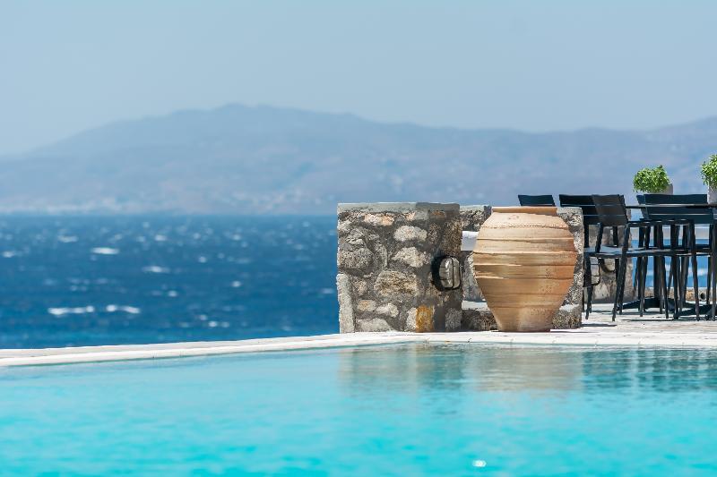 Capo Di Mykonos Resort Agios Ioannis Diakoftis Exterior foto